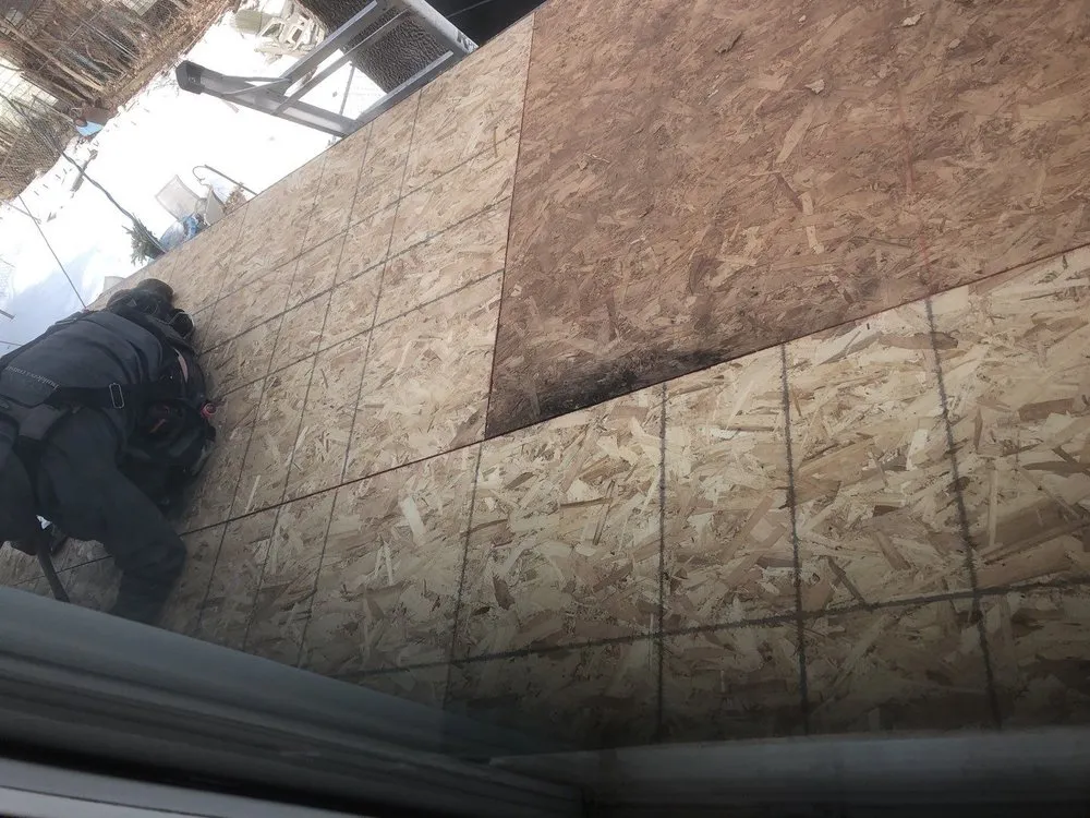 Slide of Timberland Exteriors