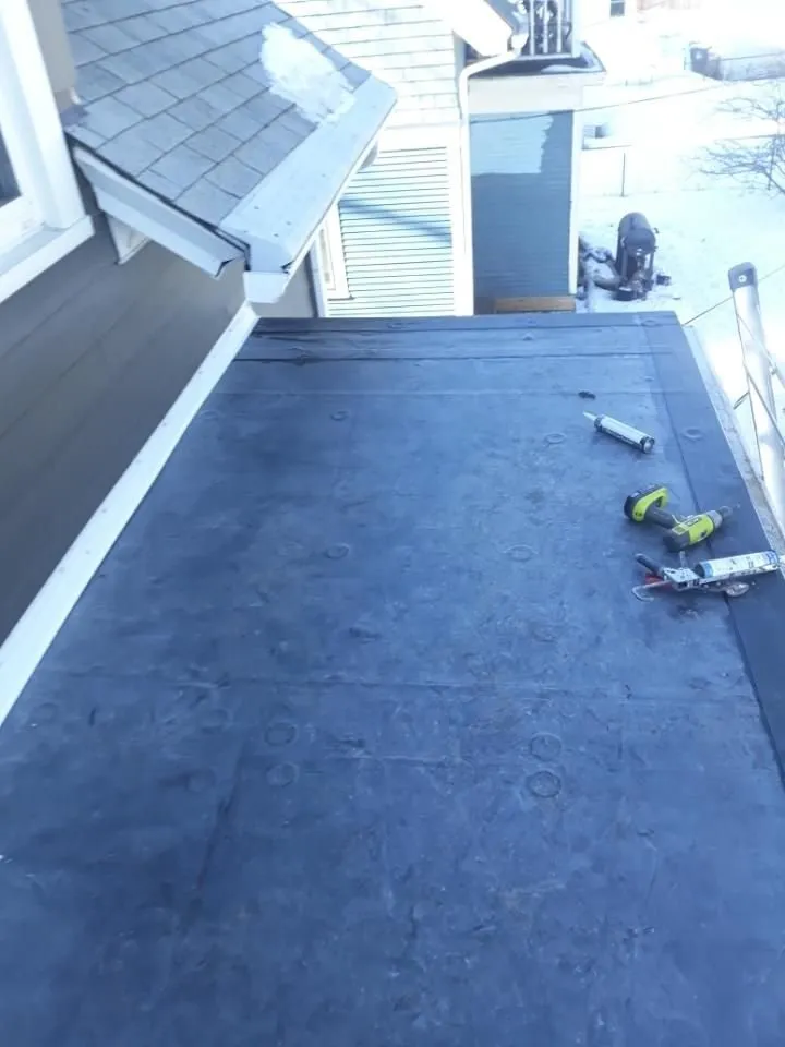 Slide of Timberland Exteriors