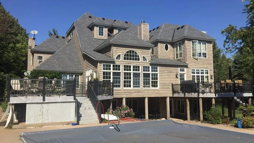 Slide of Timberland Exteriors