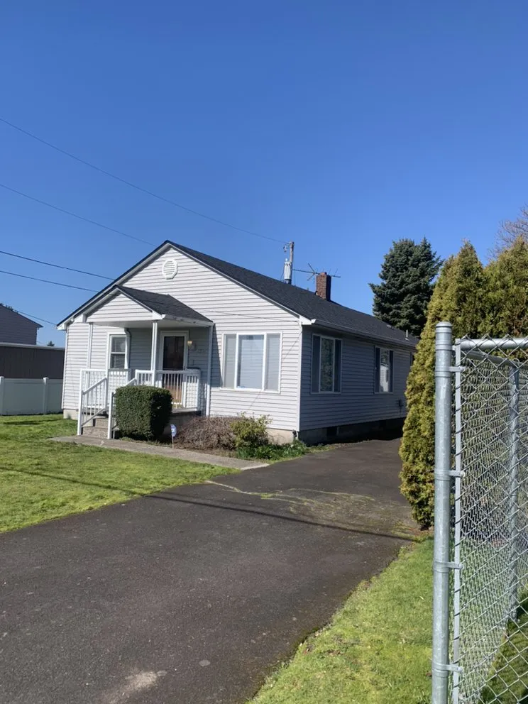 Slide of Timberline construction & roofing