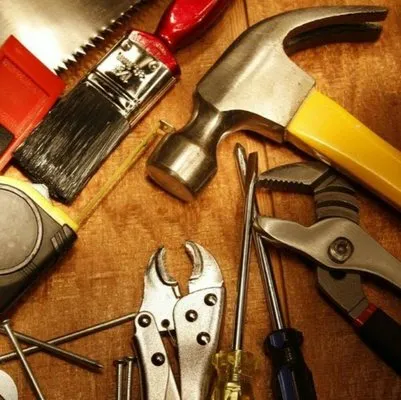 Tim's Roofing and Handyman Service Logo