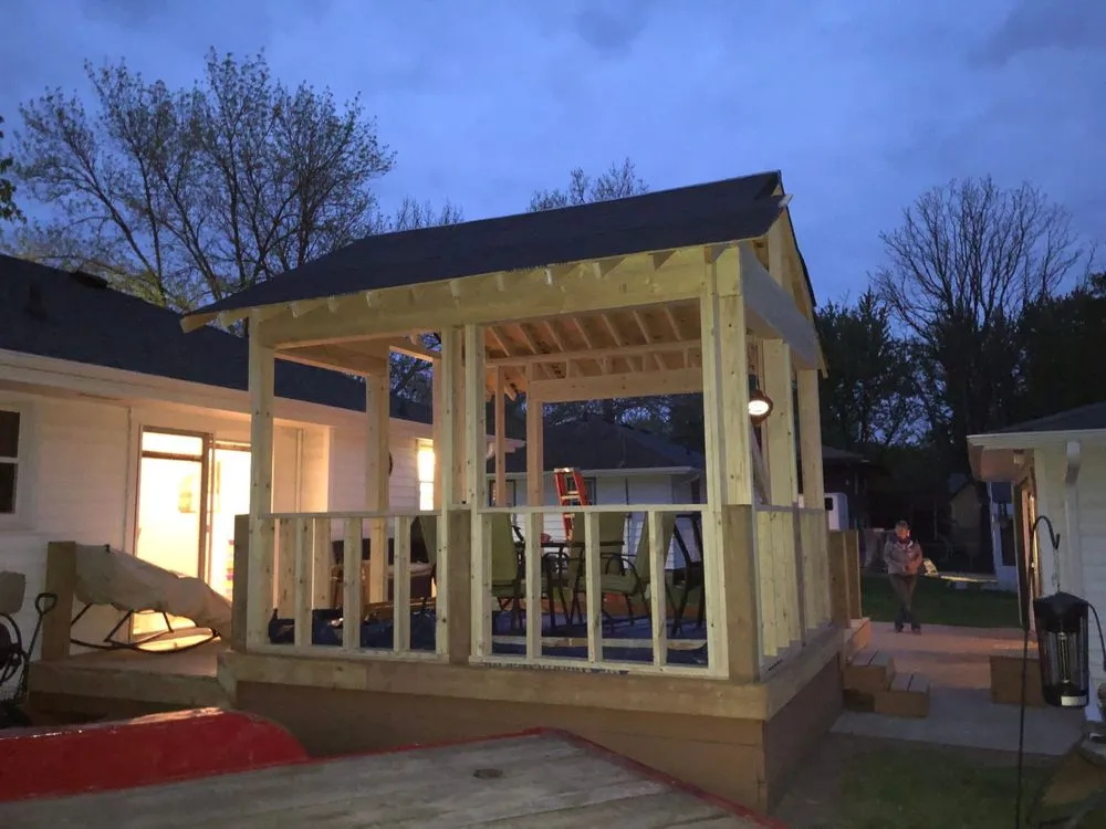 Slide of Tinta Construction