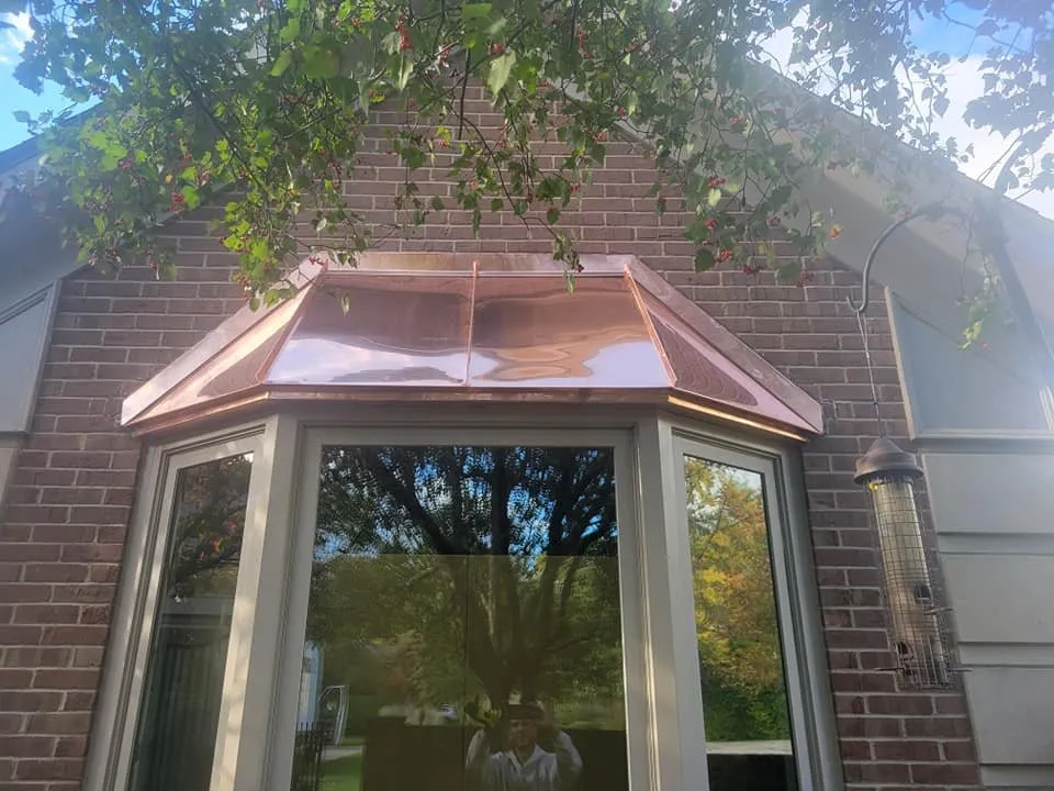 Slide of Tinta Construction