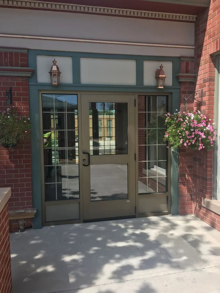 Slide of Tinta Construction