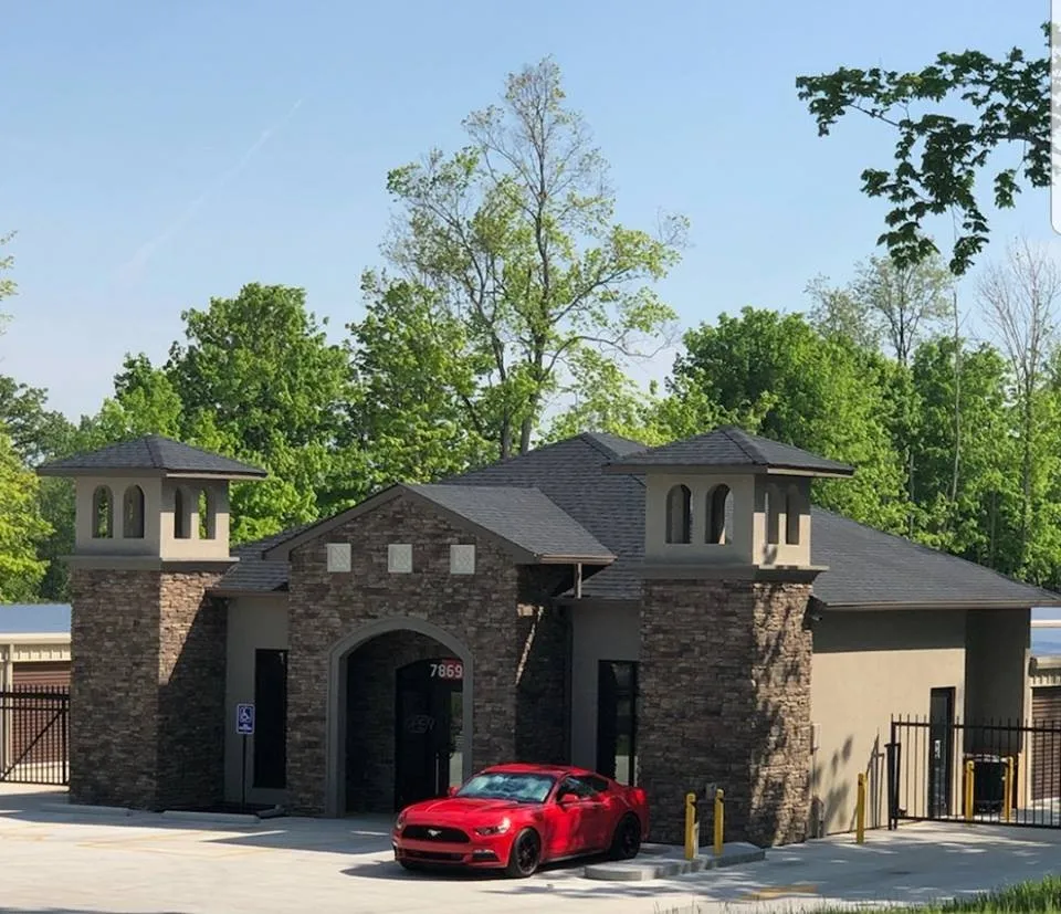 Slide of Tip-Top Roofing