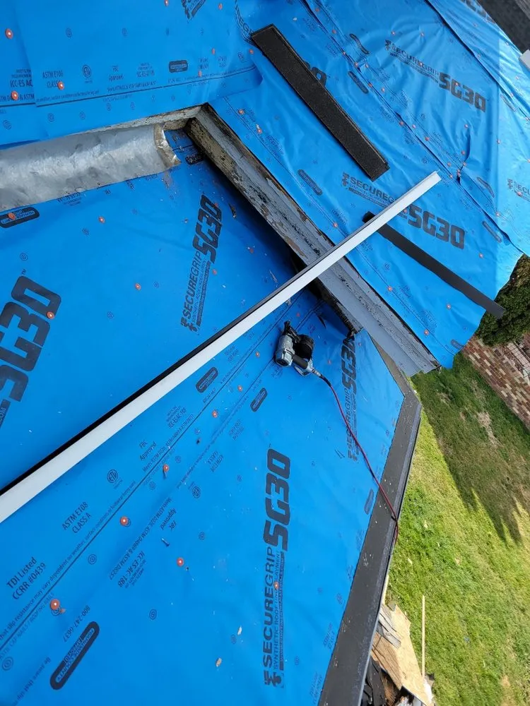 Slide of Titan Building & Roofing