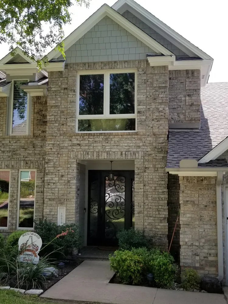 Slide of Titan Siding, Windows and Exteriors