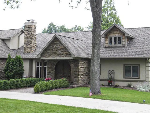Emergency roof repair in Brownstown Twp, MI by Tittle Brothers Construction