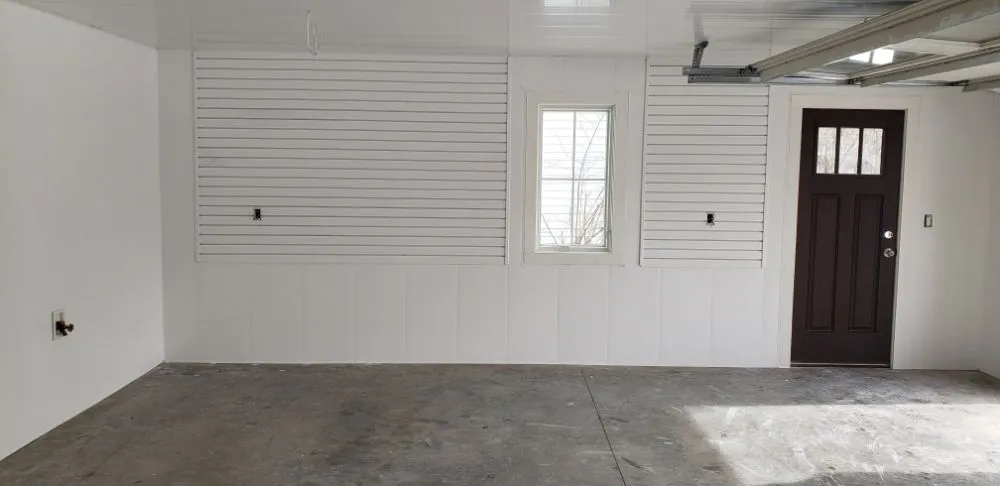 Slide of T&J Construction