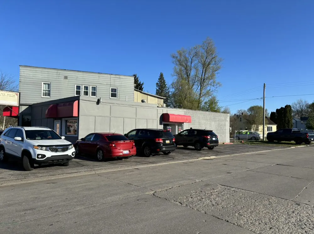 Slide of Tji Property Maintenance