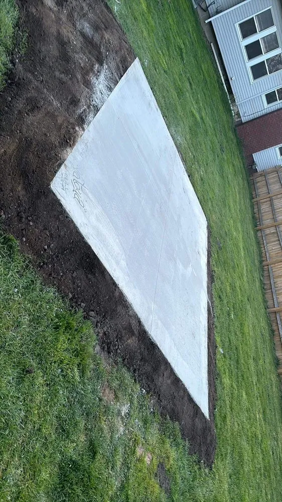 Slide of Tji Property Maintenance