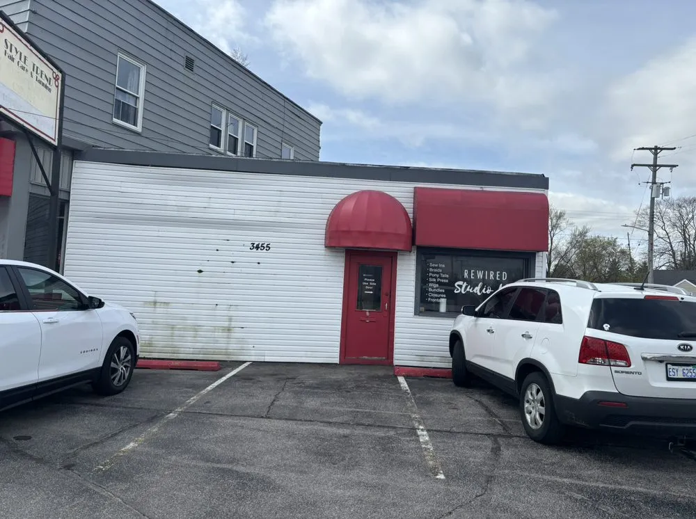 Slide of Tji Property Maintenance