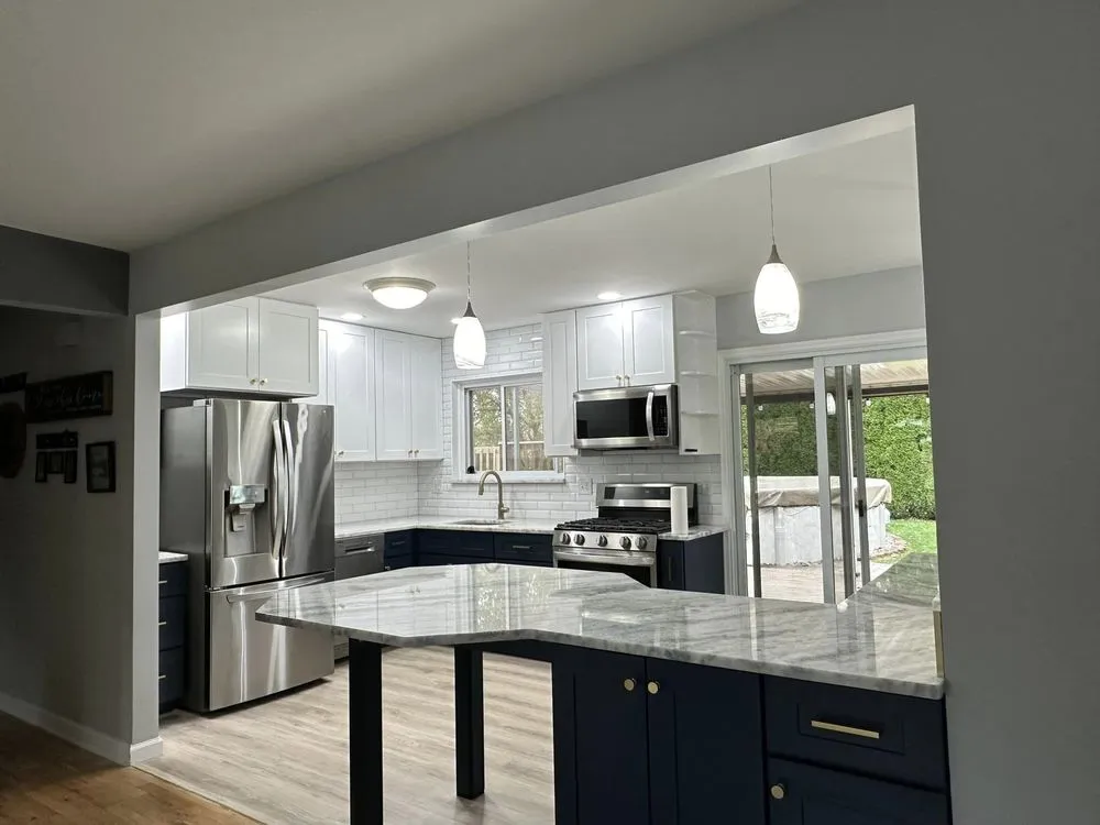 Slide of Tj's land specialists