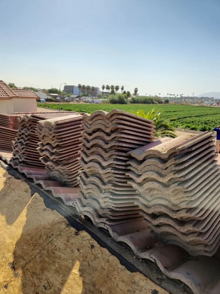 Slide of T&K Roofing