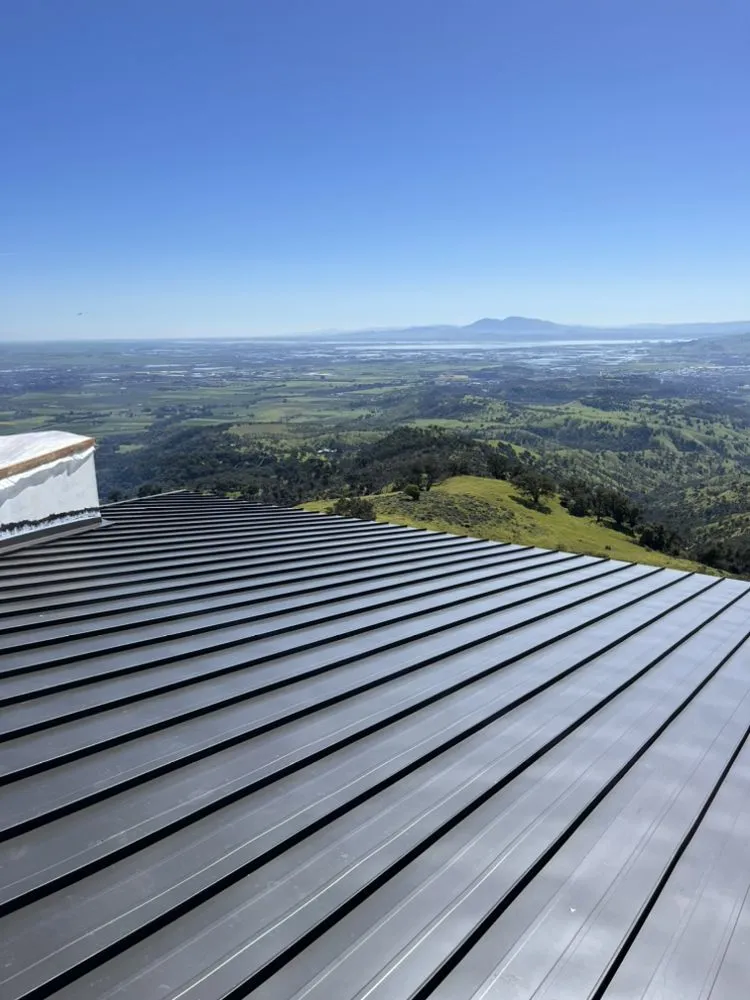 Slide of T&K Roofing