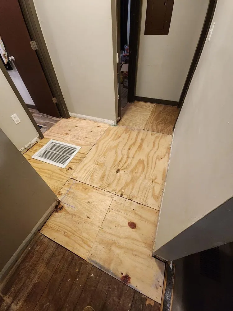 Slide of T&M Construction Enterprises