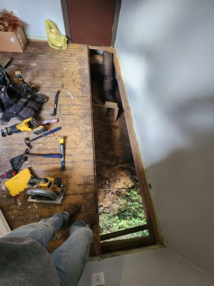 Slide of T&M Construction Enterprises