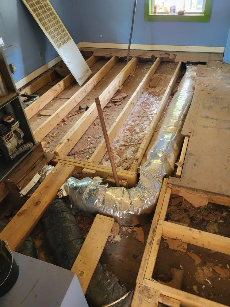 Slide of T&M Handyman