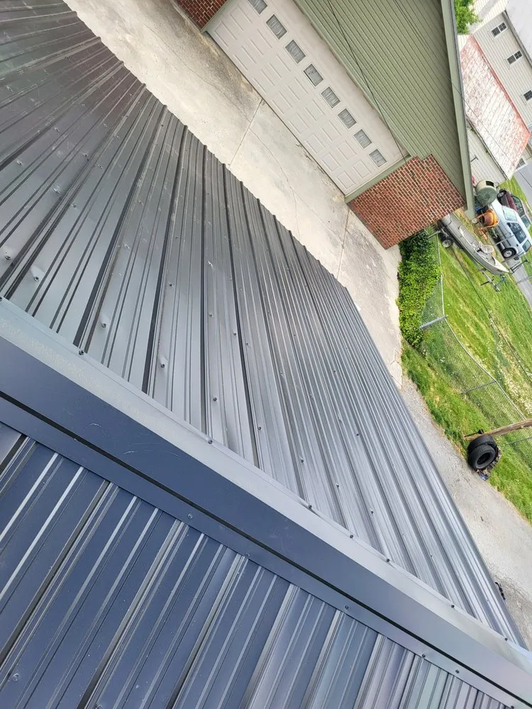 Slide of T&M Handyman