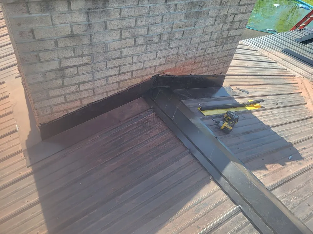 Slide of T&M Handyman