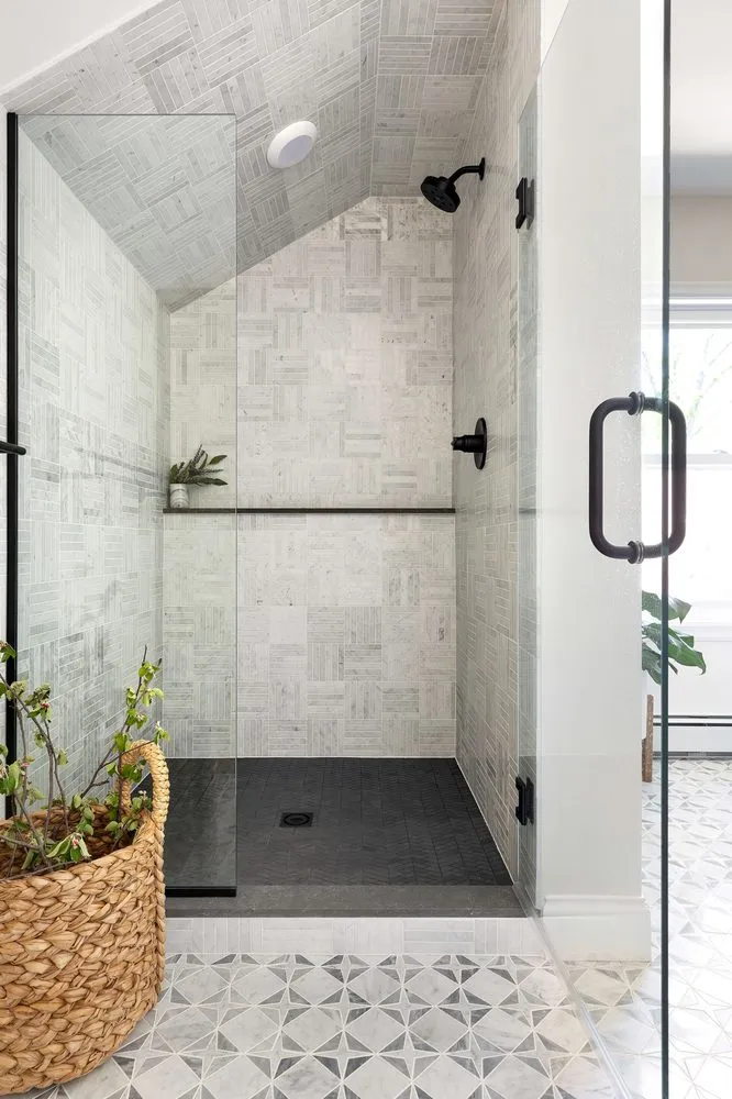 Slide of TM International Construction