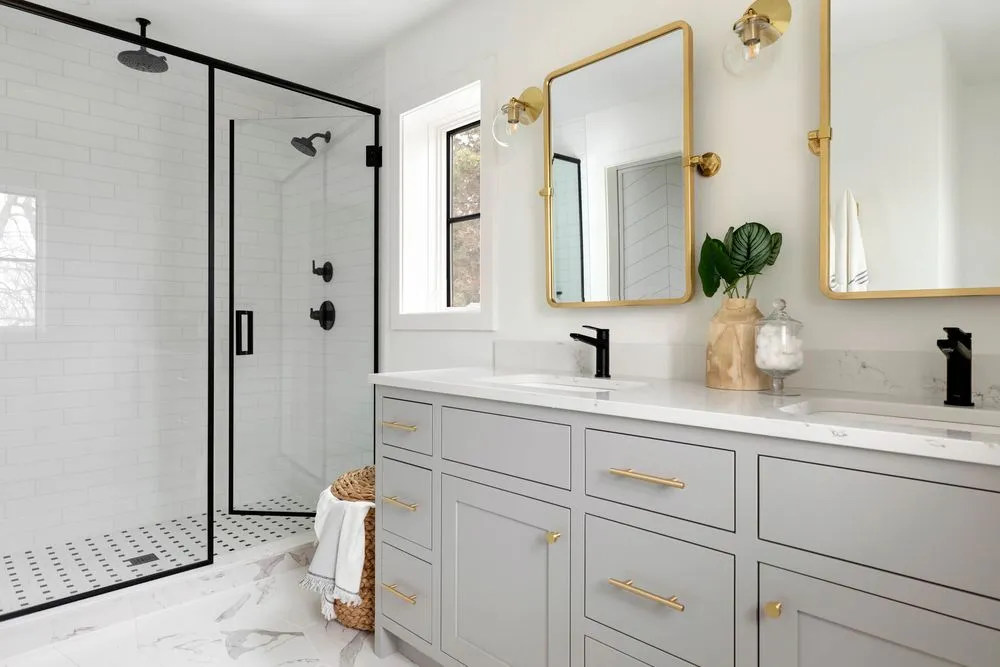 Slide of TM International Construction