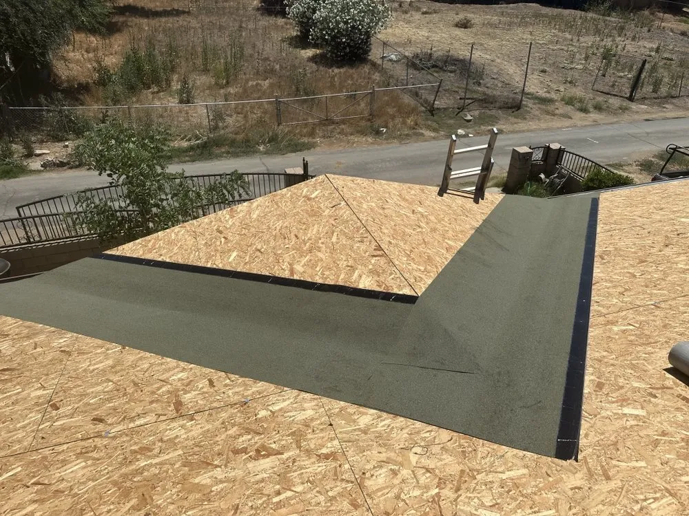 Slide of TMC Roofing