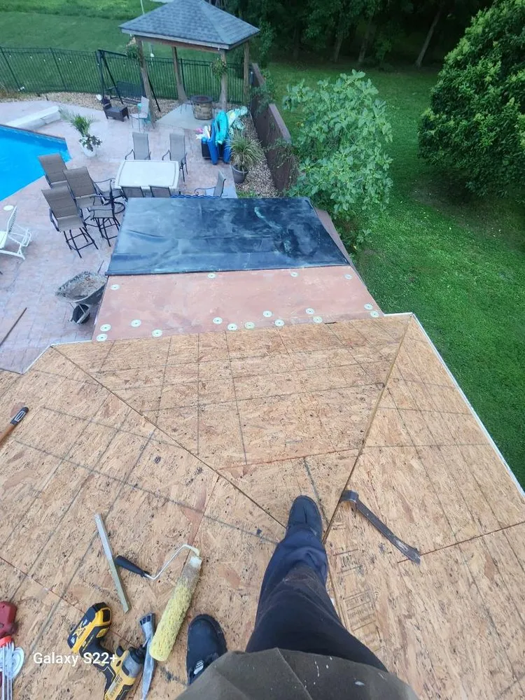 Slide of Tml Roofing