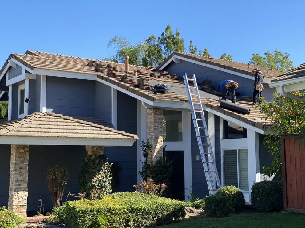 Slide of TMT CONSTRUCTION