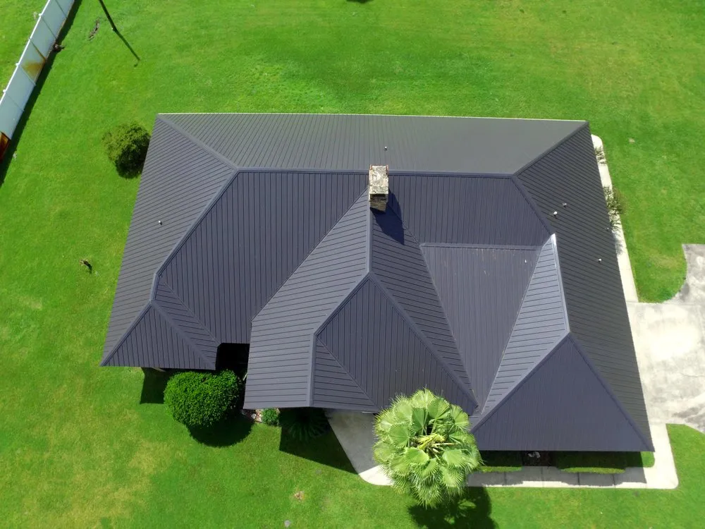 Slide of TMT Roofing