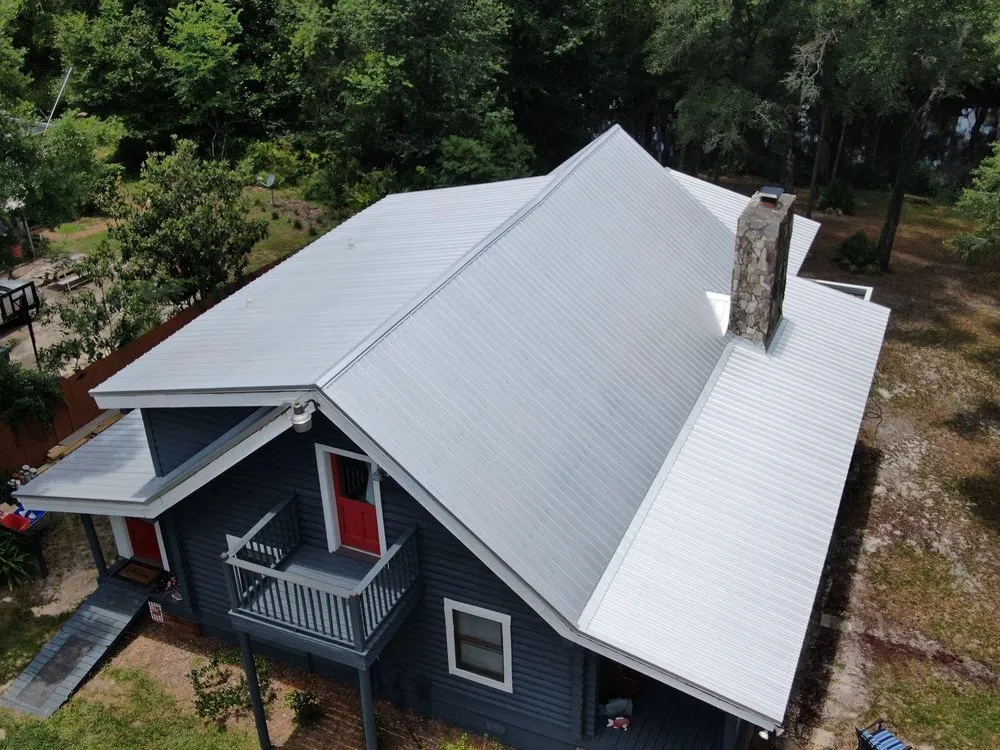 Slide of TMT Roofing