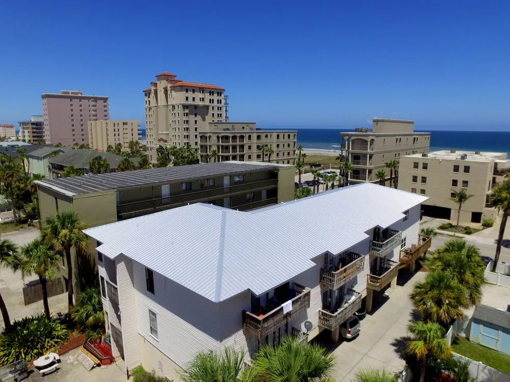 Slide of TMT Roofing