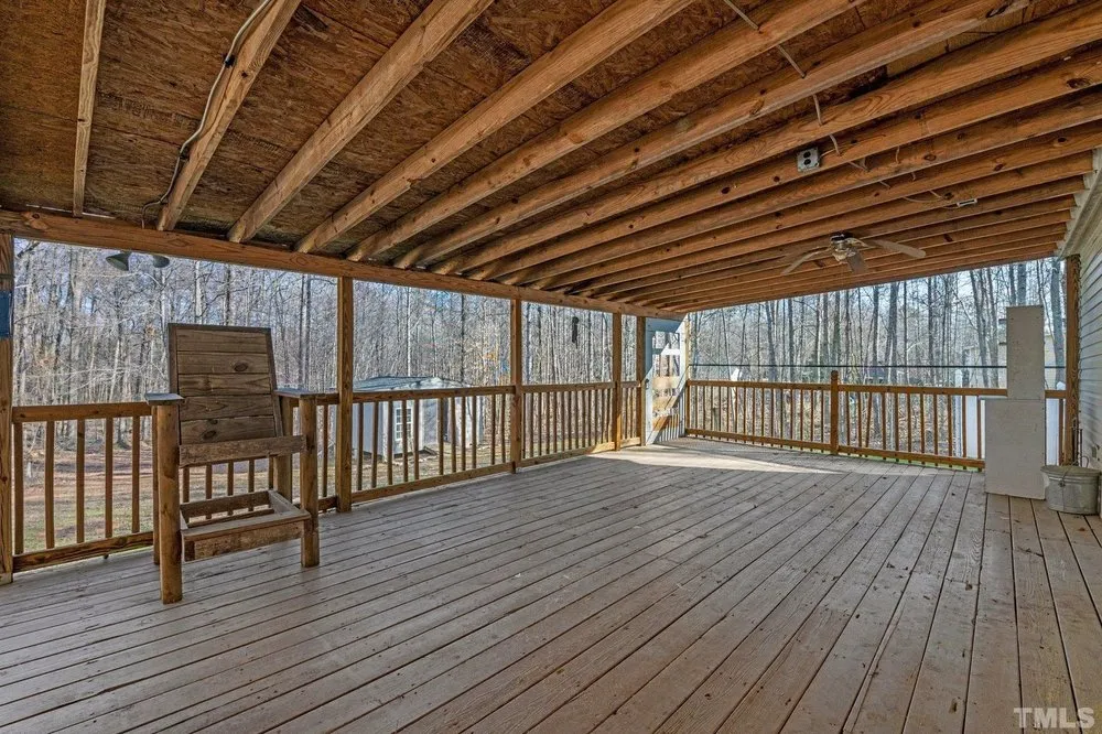 Slide of T&N Building Solutions