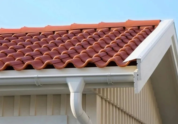 Slide of Tom Curry Roofing & Waterproofing