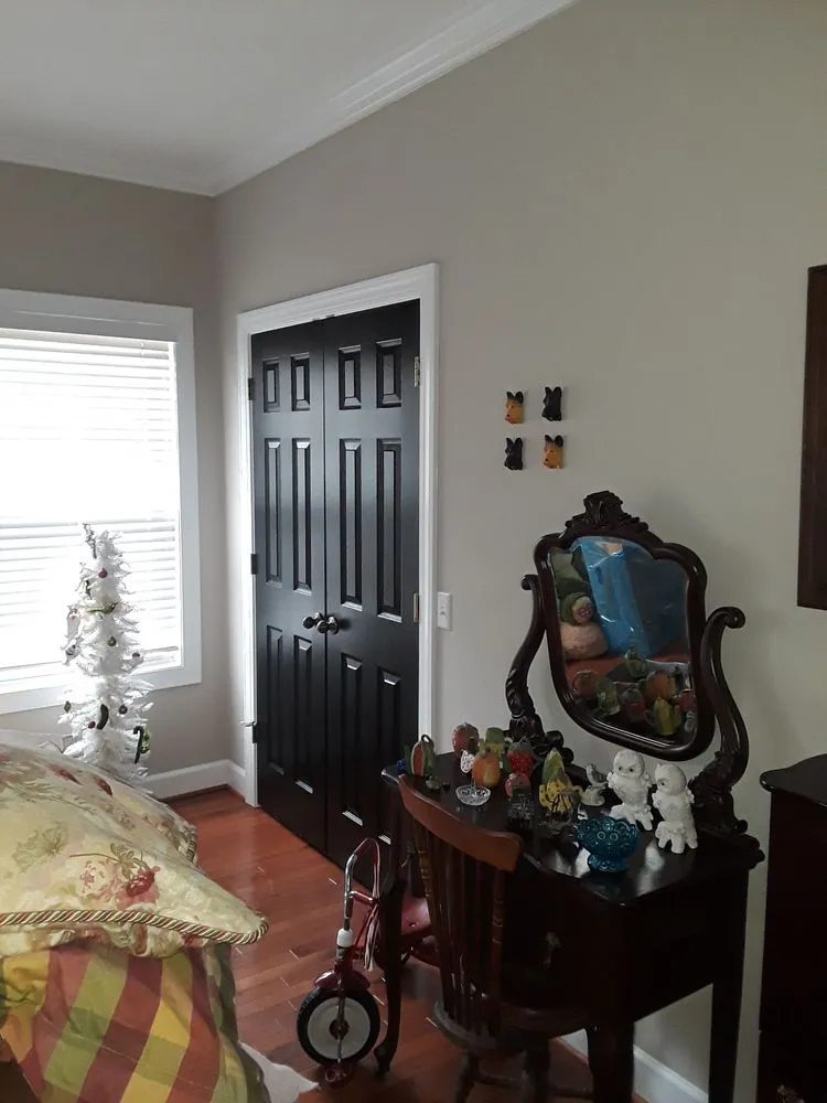 Slide of Tom Grubbs Custom Painting and Remodeling