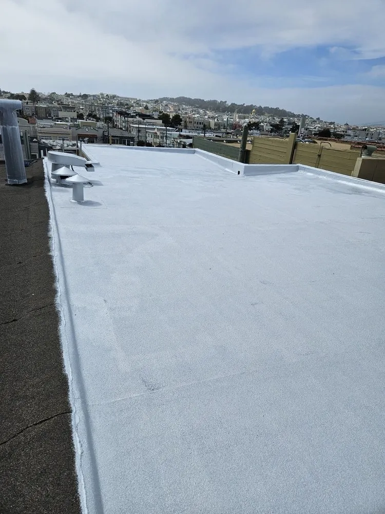 Slide of Tom Lee Roofing