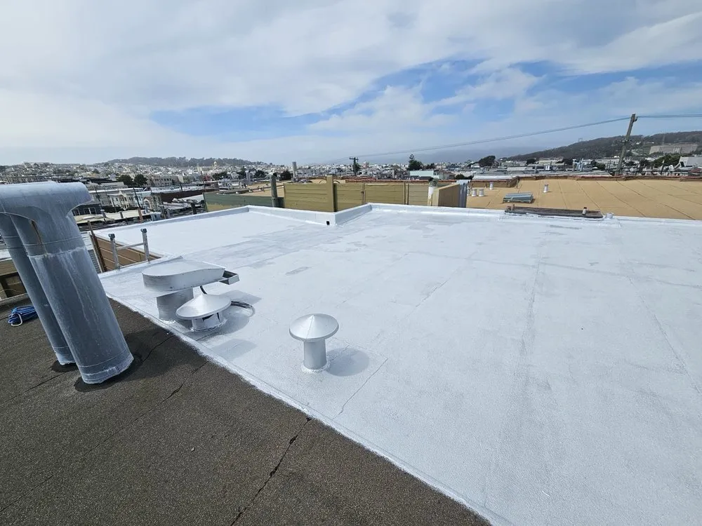 Slide of Tom Lee Roofing