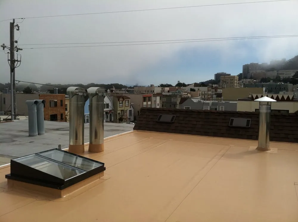 Slide of Tom Lee Roofing