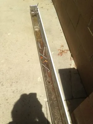 Tom Reed Roofing Logo