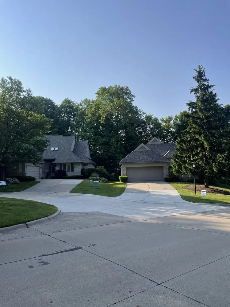 Slide of Tom Waligorski Roofing