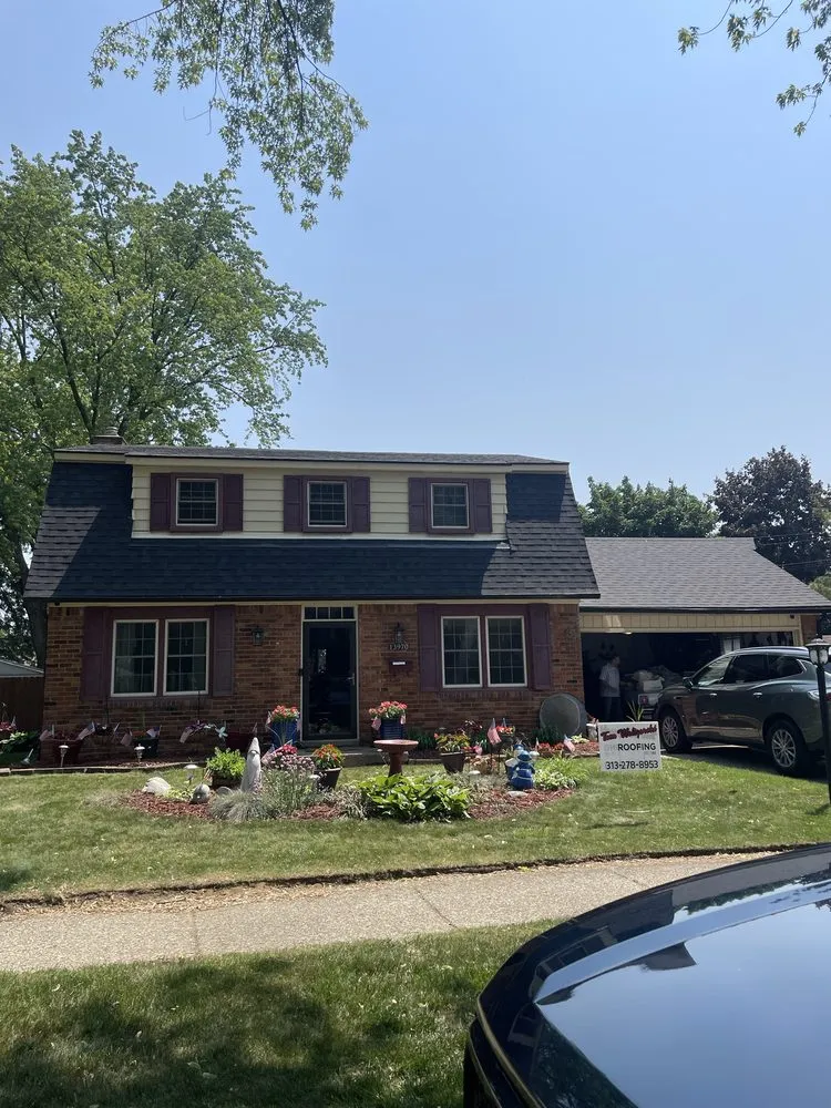 Slide of Tom Waligorski Roofing