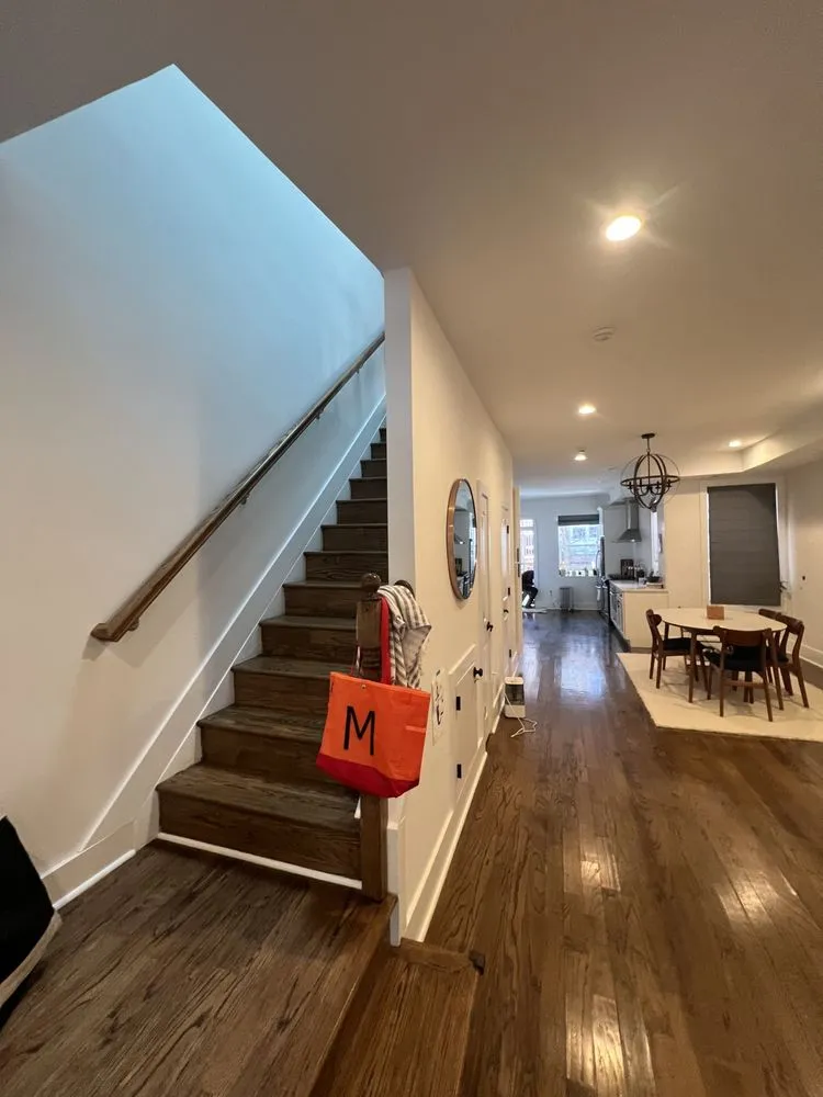 Slide of Tomas Construction