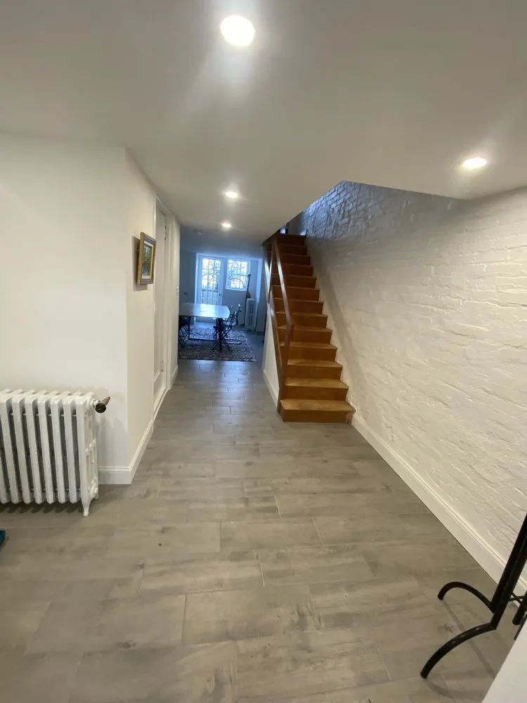 Slide of Tomas Construction