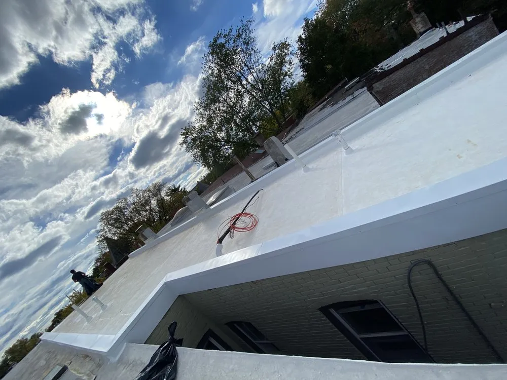 Slide of Tomas Construction