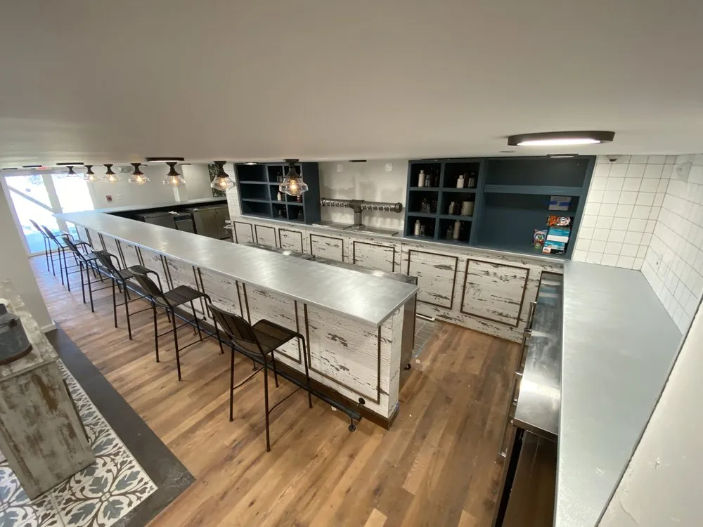 Slide of Tomas Construction