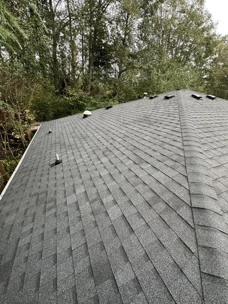 Slide of Tomas G Construction