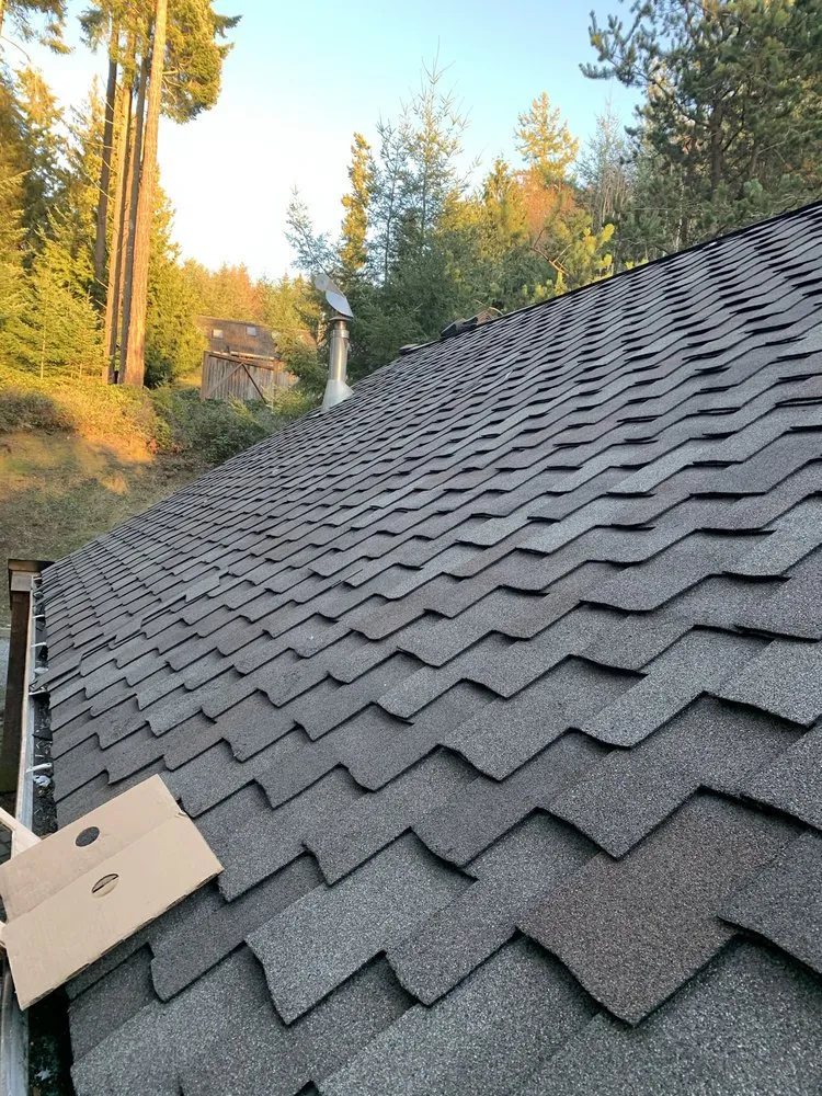 Slide of Tomas G Construction