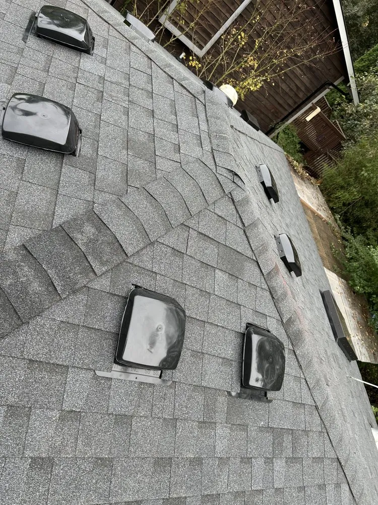 Slide of Tomas G Construction