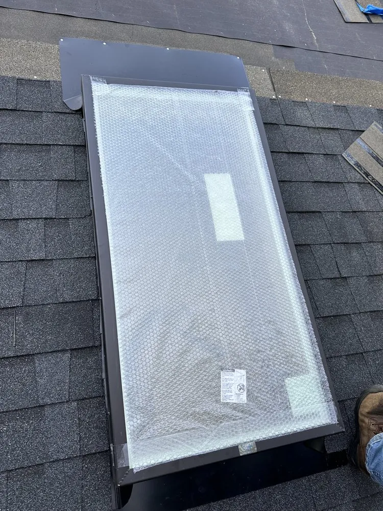 Slide of Tomas G Construction