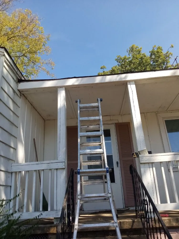 Slide of Tommy's Roof & Gutter Cleaning Service